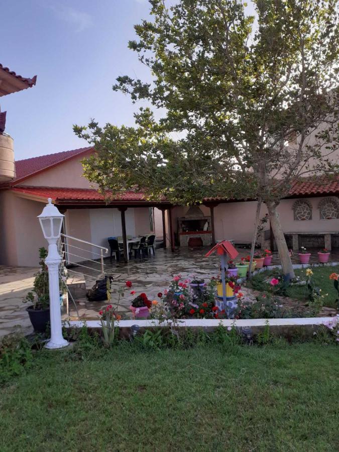 Christen house Perigialion Exterior foto